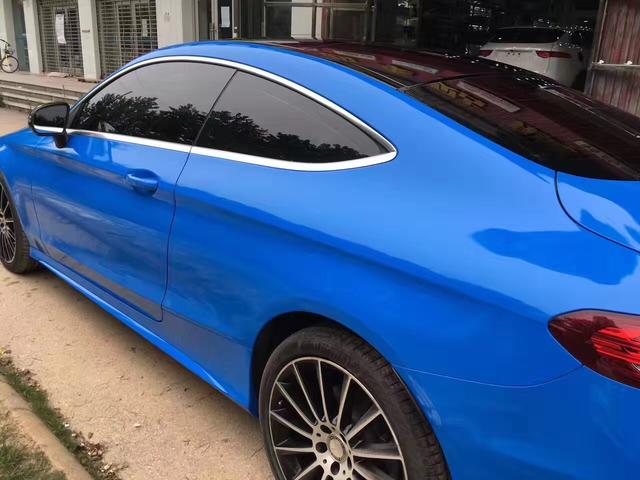 奔驰艾利铸造级高亮蓝车身改色贴膜效果图
