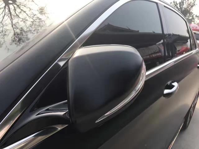 奔驰S320汽车改色贴膜电光黑效果图