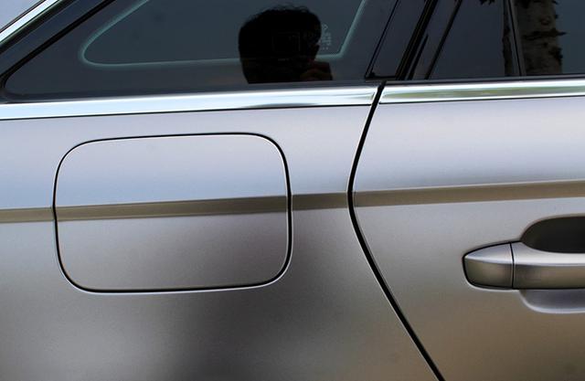 奥迪A6L汽车改色电光金属钛金贴膜效果图