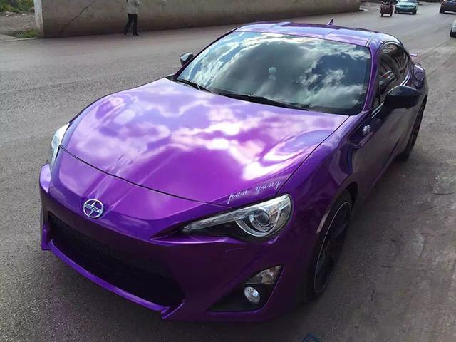 塞恩汽车改色极光骚紫车身贴膜效果图 